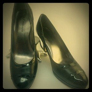 Anne Klein Black Pumps