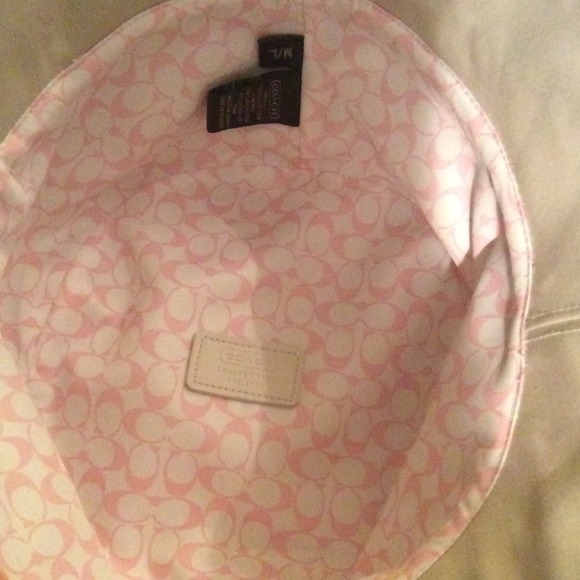 Coach... - Picture 2 of 3