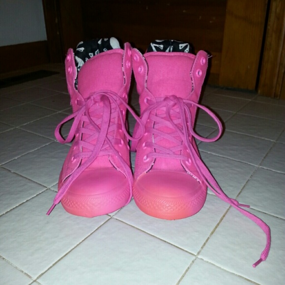 Betsey Johnson highlighter pink nexuss sneakers