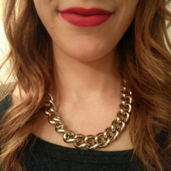 Heavy (looking) chain necklace