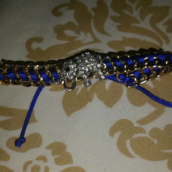 Braclet and earings