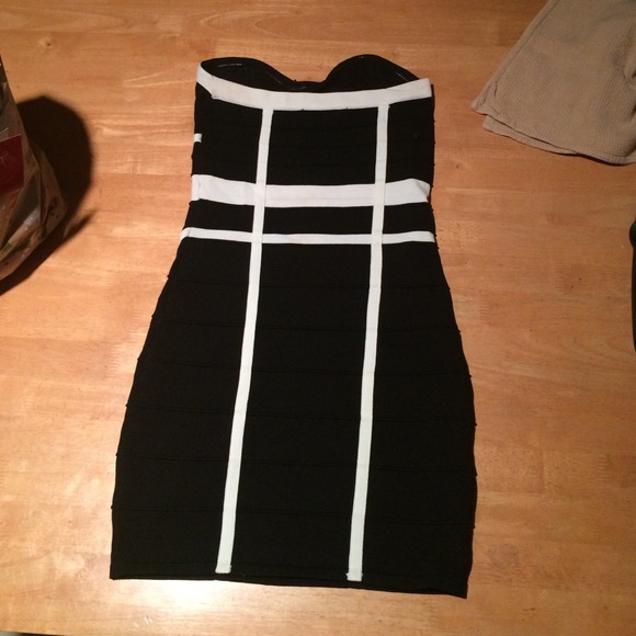 black and white bandage dress - Picture 2 of 3