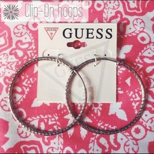 C L I P  O N  H O O P S