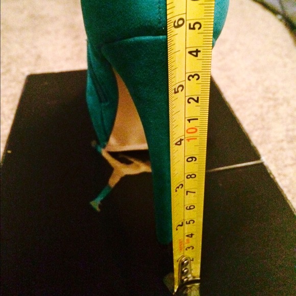 ❌SOLD❌ Teal high heel booties - Picture 4 of 4