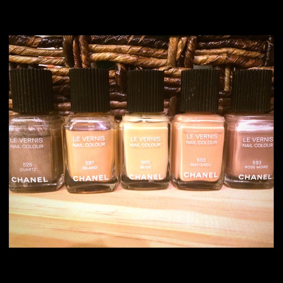CHANEL nail polish. mix & match your own bundle.