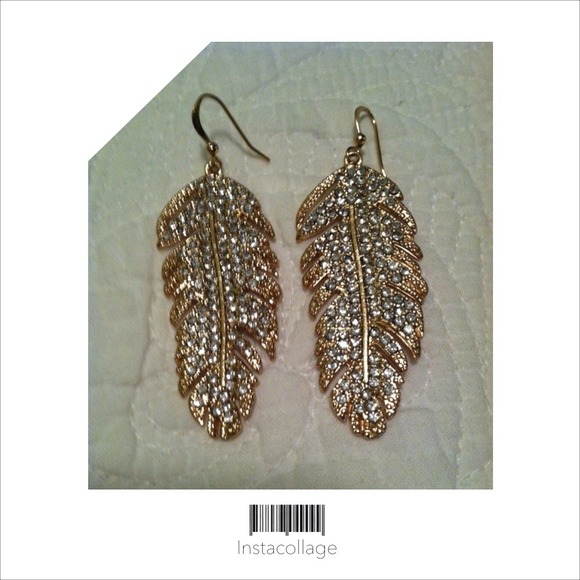 💋 Rose Gold Feather Earrings 💋