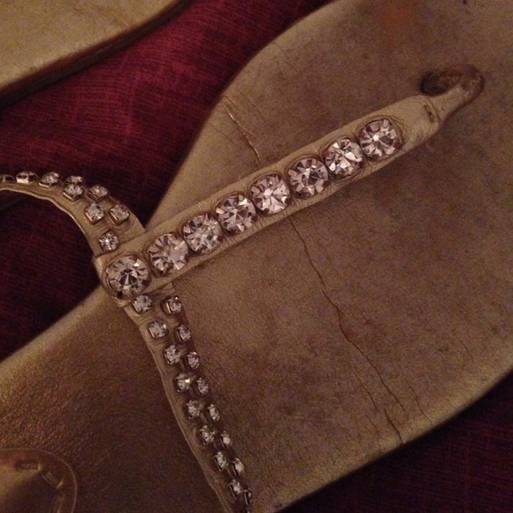 Flats! - Picture 2 of 2