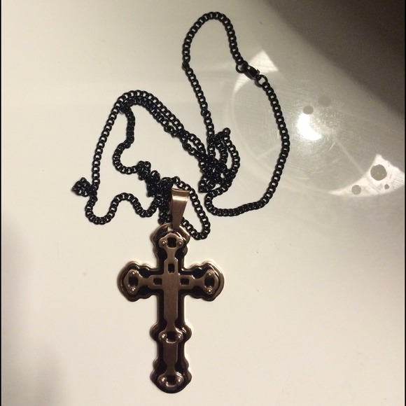 Structure Tri-Level Gothic Cross Necklace - Picture 1 of 4