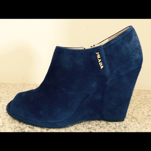 **SOLD**NWT PRADA LUXURY BLUE SUEDE WEDGE BOOTIES - Picture 2 of 4