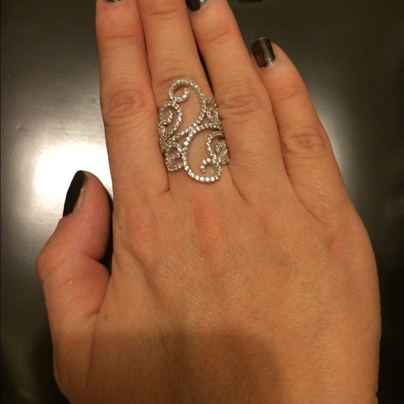 ✨HP✨925 Silver Lace Ring - Picture 3 of 4
