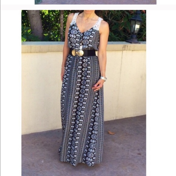 Crochet detail back long maxi dress - Picture 4 of 4