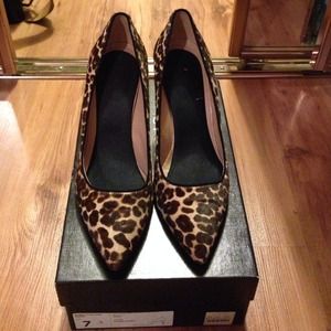 Everly calf hair pumps - leopard - HOLD