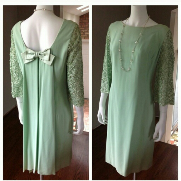 Vintage 1970's mad men dress