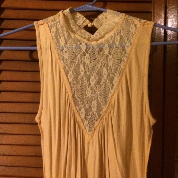 Top boutique bought nude type color