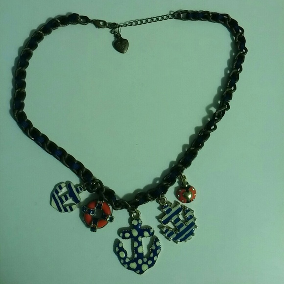 Cute necklace!