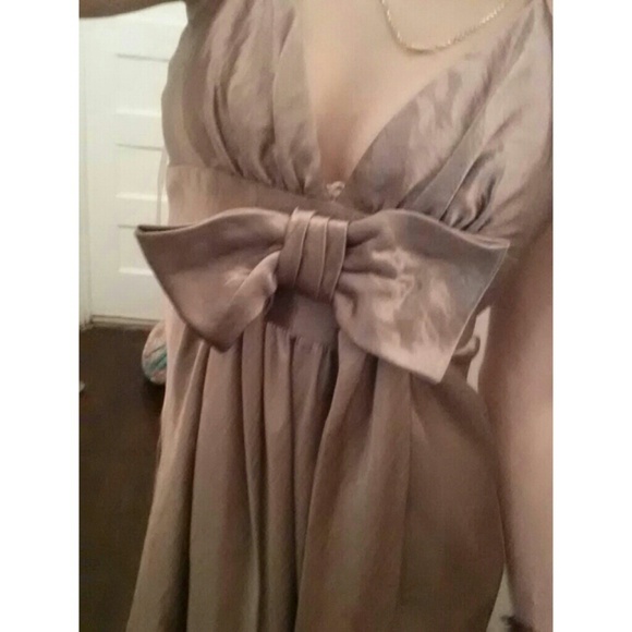 ADDITIONAL pics of gold dress - Picture 2 of 3