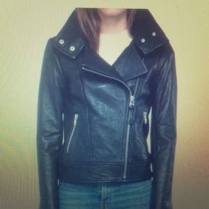 leather jacket 💙