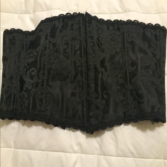 Mid corset.
