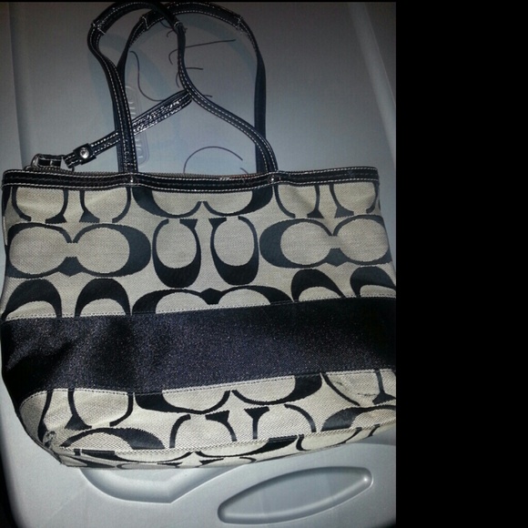 Coach shoulder purse