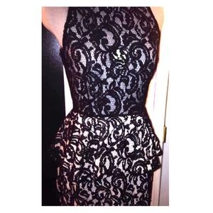 ✨✨✨SOLD ✨✨✨Nasty Gal Lace Dress