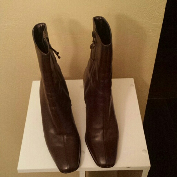 Brown boots