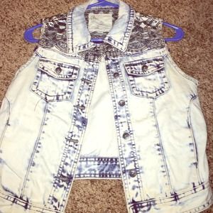 Buckle Brand Denim Vest Bundle