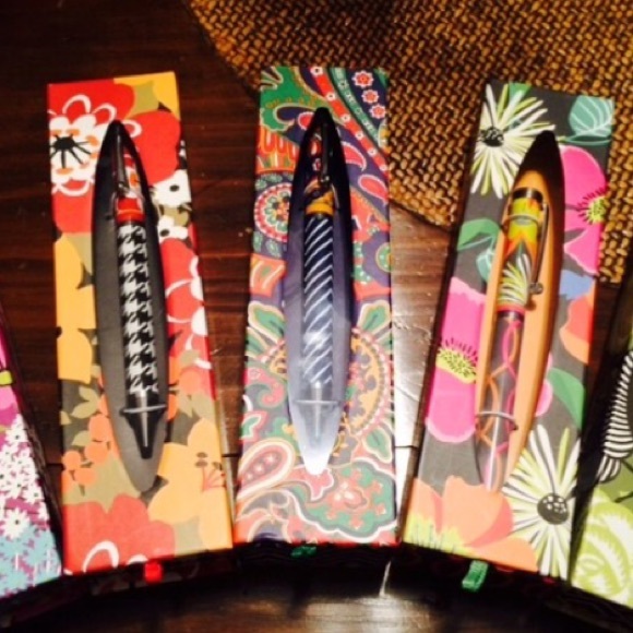 ❗️SOLD OUT ❗️Vera Bradley Pens