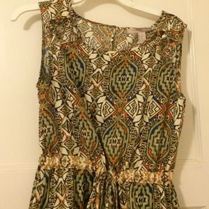 Super cute patterned dress
