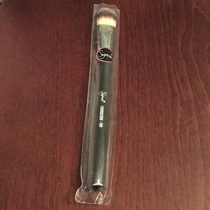 Sigma F60 Foundation Brush