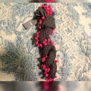 aerie polka dotted scarf✨❄️