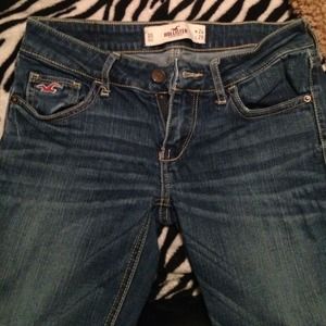 Hollister skinny jeans.