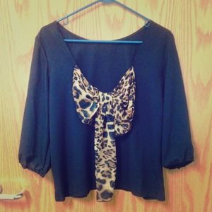Brand new black cheetah bow back top!