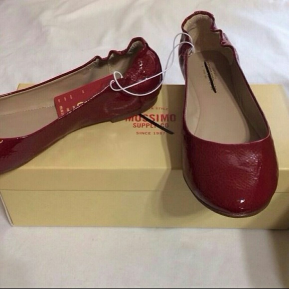 Womens-Red-Ballet-Flats-shoes-MOSSIMO-target-bran
