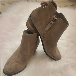Vince camuto tricera boots