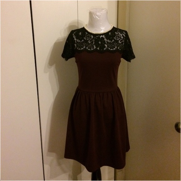 2 items. New Gorgeous Dress& Pearl Necklace.
