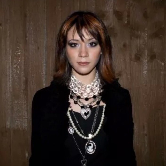 👑🌸 Meet your buyer / seller!! 🌺💗 - Picture 7 of 14