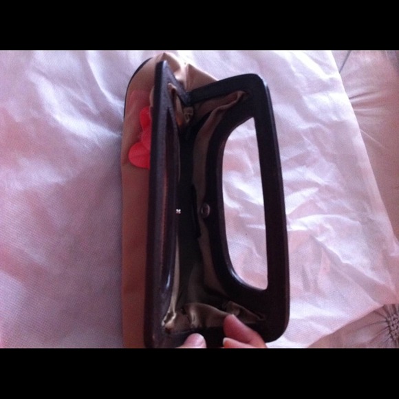 Purse - Picture 2 of 2