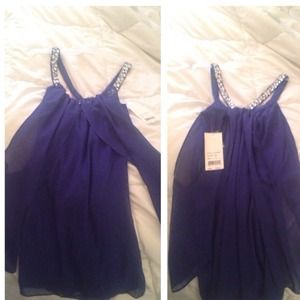 Adrianna Papell homecoming dress