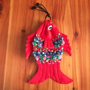 Fish shape bag