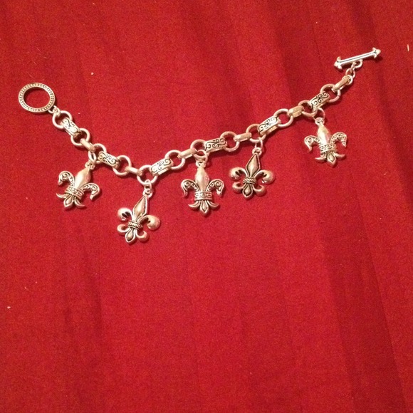 Fleur de Lis bracelet