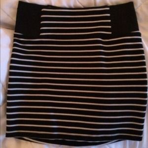 Stripped black and white tight skirt :)