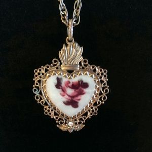 Victorian inspired heart necklace