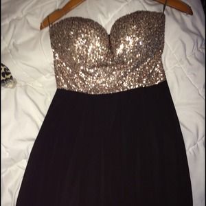 Sparkles gold and black dress