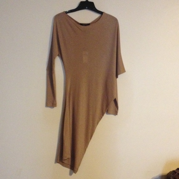 BCBG Maxazria "Laheld" - Picture 2 of 3