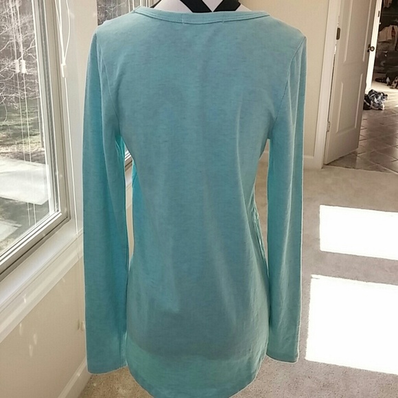 🎈SOLD IN BUNDLE 🎈Forever 21 sequined top - Picture 2 of 3