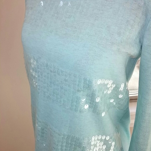 🎈SOLD IN BUNDLE 🎈Forever 21 sequined top - Picture 3 of 3