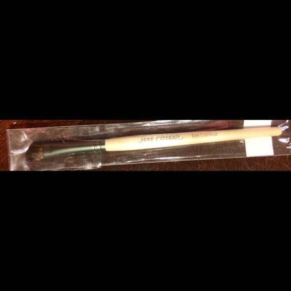 Jane Iredale Eye Contour Brush, new
