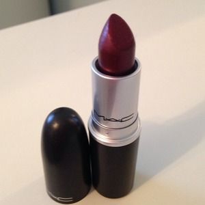 Mac Hipster & Fast Play lipstick