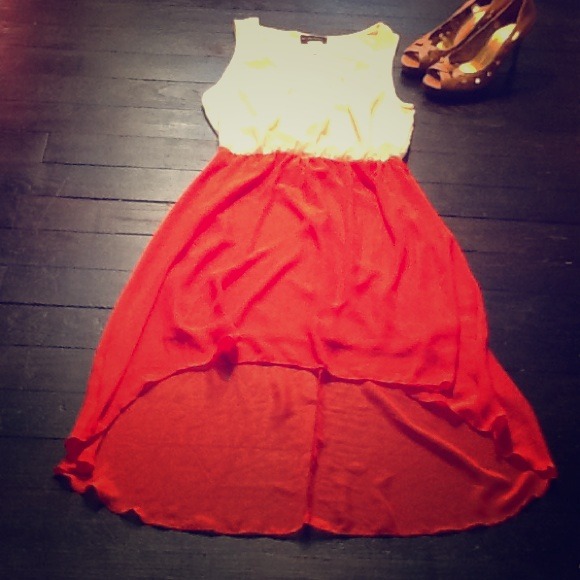 Host Pick! Orange and cream Body C dress