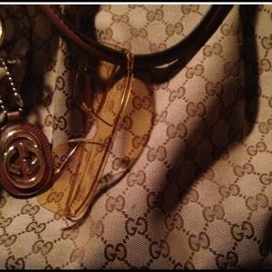 Cute and sassy 💯Authentic Gucci glasses👓😎😍🔥🔥